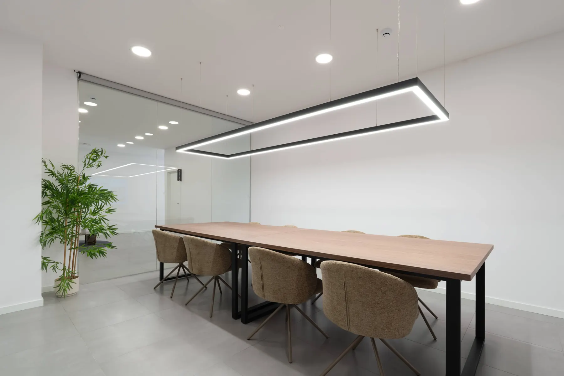 Sala de Reunião — Santa Catarina 686